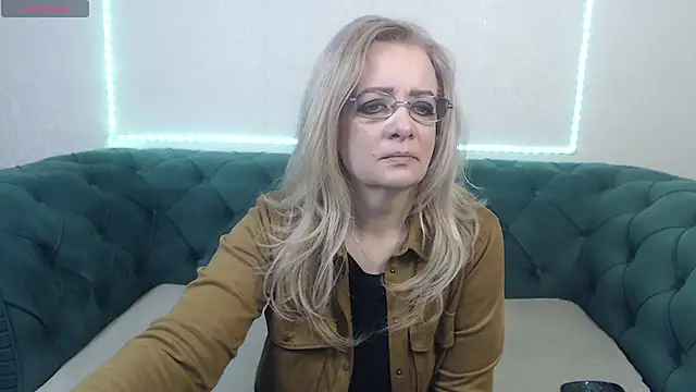 IvanaCharm online show from February 2025 04:16:02 AM