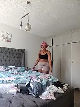 Drippincaty online show from September 2025 09:00:01 AM