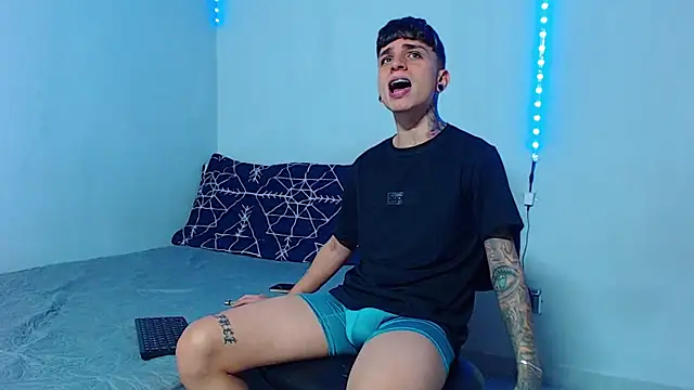 mikecoper 23 online show from January 2025 02:08:02 PM