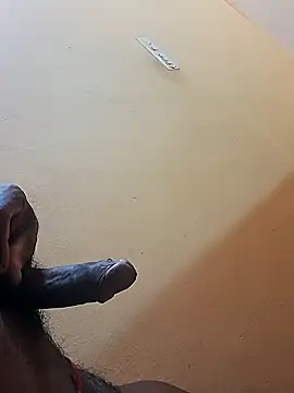 uthaman2271 online show from December 2024 06:06:01 PM