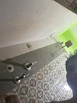 uthaman2271 online show from October 2025 07:52:01 PM