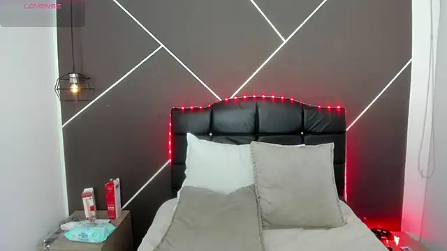 AntonellaRosee  online show from January 2025 11:37:02 AM