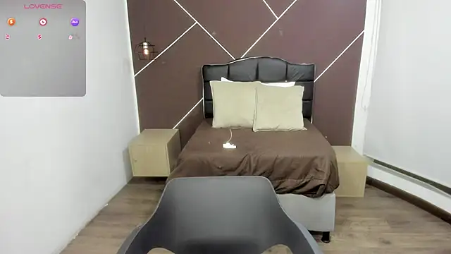 AntonellaRosee  online show from February 2025 11:31:02 AM