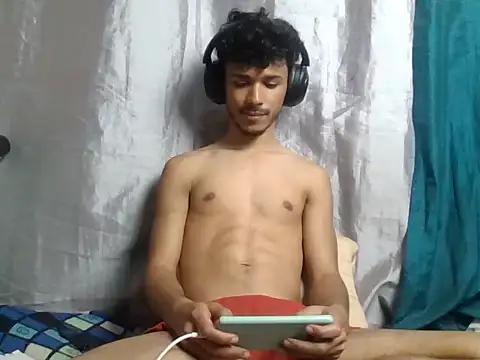 Luckbigcock64 online show from January 2025 03:19:01 PM