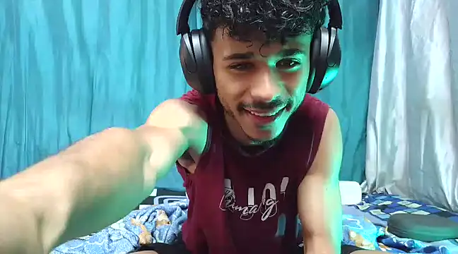 Luckbigcock64 online show from February 2025 08:38:01 AM