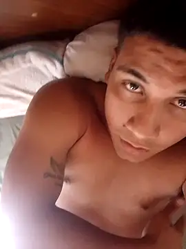 Snapshot of chocostunt chatting on October 2025 06:59:01 PM chocostunt online show from October 2025 06:59:01 PM