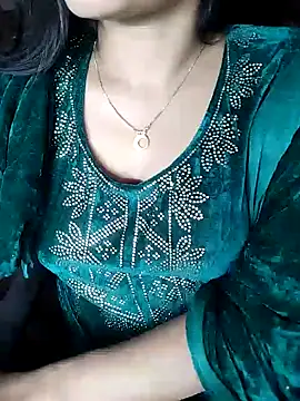 karishma online show from February 2025 12:13:02 PM