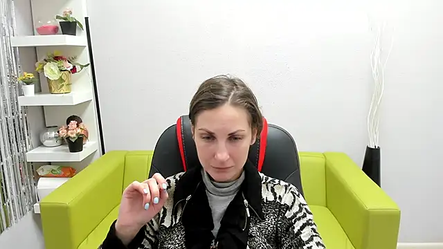 AuroraScript online show from December 2024 03:31:02 PM