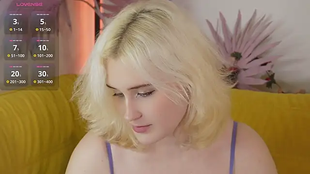 tiffannyjons online show from October 2025 05:35:01 PM