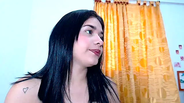 SaraBlosson online show from February 2025 10:13:01 PM
