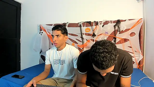 boys yourparty online show from October 2025 01:10:02 PM