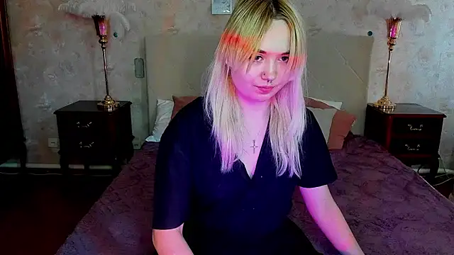 Iriska mini online show from September 2025 07:29:01 AM