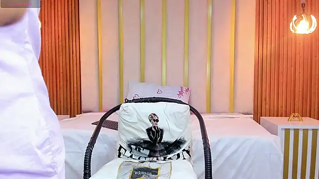 love mommy online show from January 2025 10:44:01 PM