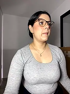 kimberlyhills1 online show from November 2025 07:46:02 PM