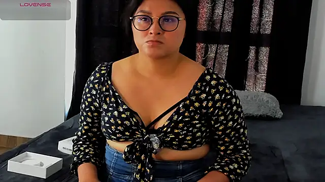 Snapshot of lorymoon chatting on December 2024 06:41:02 PM lorymoon online show from December 2024 06:41:02 PM