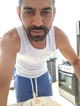 Snapshot of Alsaud1106 chatting on February 2025 02:02:01 PM Alsaud1106 online show from February 2025 02:02:01 PM