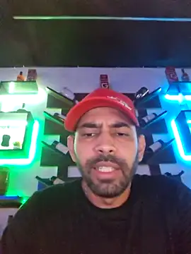 Snapshot of Alsaud1106 chatting on March 2025 04:21:02 AM Alsaud1106 online show from March 2025 04:21:02 AM