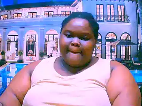 Snapshot of EbonyHotBuns chatting on October 2025 06:47:01 AM EbonyHotBuns online show from October 2025 06:47:01 AM