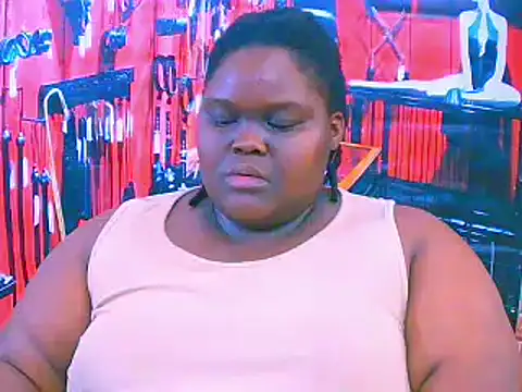 Snapshot of EbonyHotBuns chatting on October 2025 08:14:02 PM EbonyHotBuns online show from October 2025 08:14:02 PM