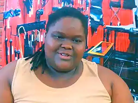 Snapshot of EbonyHotBuns chatting on October 2025 10:00:01 PM EbonyHotBuns online show from October 2025 10:00:01 PM