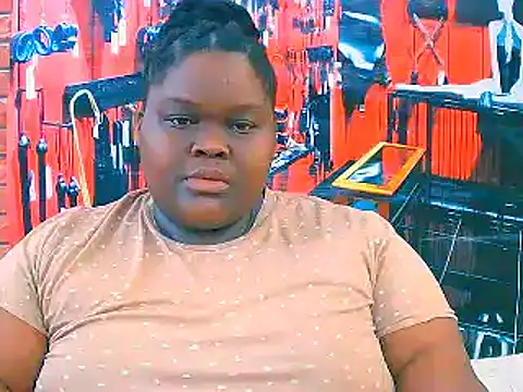 Snapshot of EbonyHotBuns chatting on November 2025 06:51:01 PM EbonyHotBuns online show from November 2025 06:51:01 PM