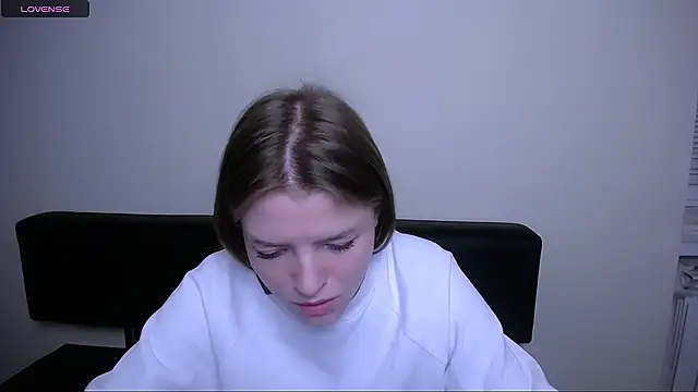 MissOliviaa  online show from December 2024 04:38:01 PM