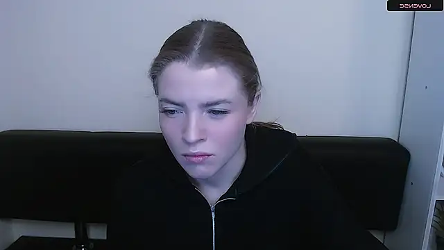 MissOliviaa  online show from January 2025 07:49:01 AM