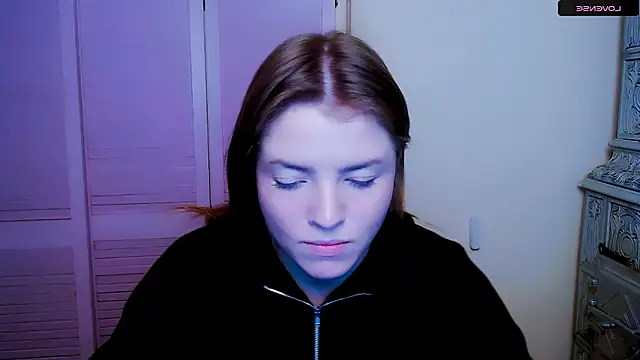 MissOliviaa  online show from January 2025 05:42:02 PM