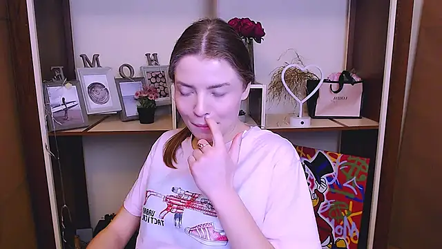 MissOliviaa  online show from January 2025 09:47:01 AM