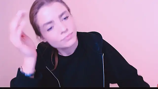 MissOliviaa  online show from February 2025 11:25:02 AM