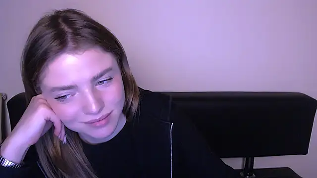 MissOliviaa  online show from February 2025 07:08:02 PM