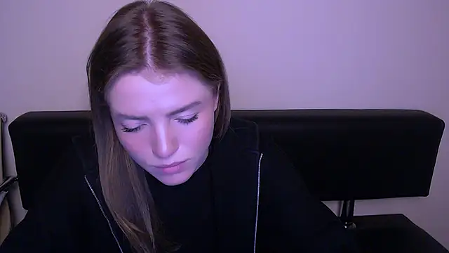 MissOliviaa  online show from February 2025 10:15:02 PM