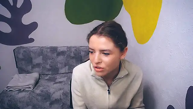 Snapshot of MissOliviaa_ chatting on December 2025 07:36:01 AM MissOliviaa online show from December 2025 07:36:01 AM