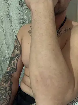 Snapshot of lora19922 chatting on February 2025 08:45:02 PM lora19922 online show from February 2025 08:45:02 PM