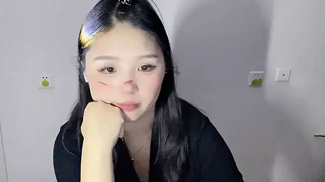 Snapshot of SU__SU chatting on November 2025 01:35:02 PM SU SU online show from November 2025 01:35:02 PM