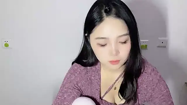 Snapshot of SU__SU chatting on November 2025 02:07:02 PM SU SU online show from November 2025 02:07:02 PM