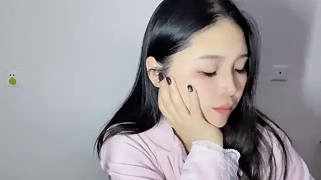 Snapshot of SU__SU chatting on November 2025 01:32:01 PM SU SU online show from November 2025 01:32:01 PM