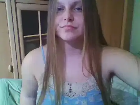 Evasapples online show from February 2025 05:29:02 PM