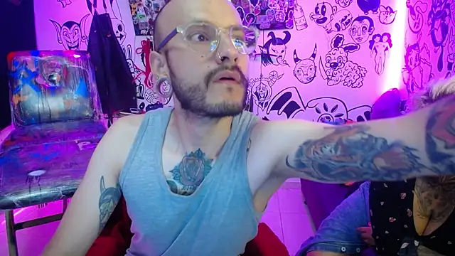 tatouagendecouple online show from December 2024 08:36:01 AM