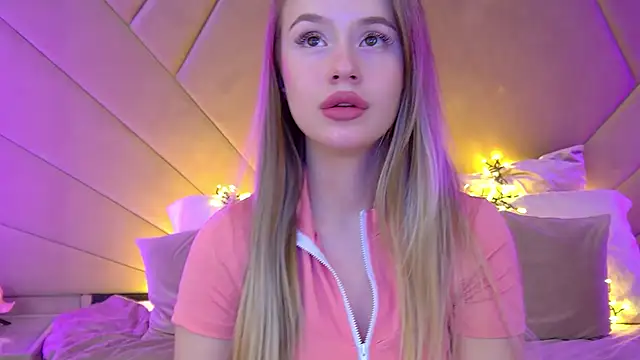 MilanaBalmain online show from March 2025 11:01:02 PM