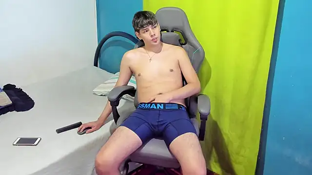 Snapshot of zackmontieel chatting on October 2025 09:53:02 AM zackmontieel online show from October 2025 09:53:02 AM