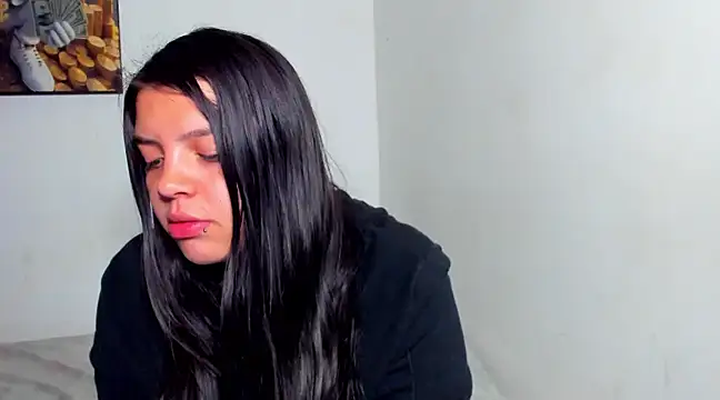 Sofytayl0r online show from December 2024 02:08:01 AM