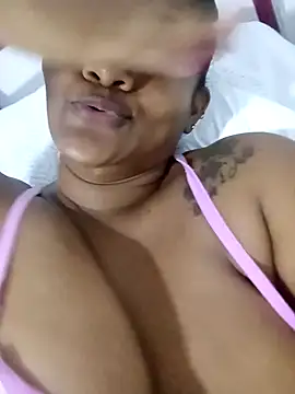 Snapshot of alejandraboobs07 chatting on December 2024 03:52:02 AM alejandraboobs07 online show from December 2024 03:52:02 AM