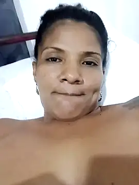 Snapshot of alejandraboobs07 chatting on December 2024 03:47:02 AM alejandraboobs07 online show from December 2024 03:47:02 AM