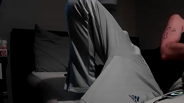 Snapshot of smokee_parT903 chatting on October 2025 12:21:02 AM smokee parT903 online show from October 2025 12:21:02 AM