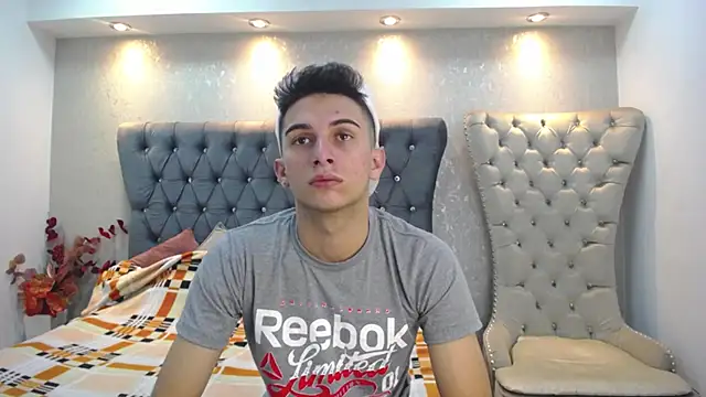 MrWilliseo online show from January 2025 07:56:02 PM