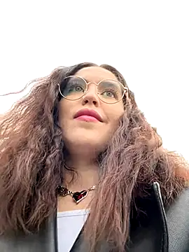 Snapshot of meow_girl chatting on November 2025 10:59:01 AM meow girl online show from November 2025 10:59:01 AM