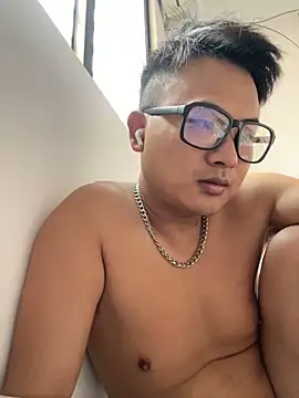 Snapshot of lixiaoshuai8 chatting on October 2025 05:07:02 AM lixiaoshuai8 online show from October 2025 05:07:02 AM