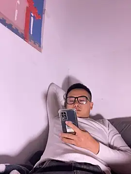 Snapshot of lixiaoshuai8 chatting on November 2025 04:45:02 AM lixiaoshuai8 online show from November 2025 04:45:02 AM