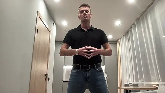 cute mark online show from October 2025 04:24:01 AM